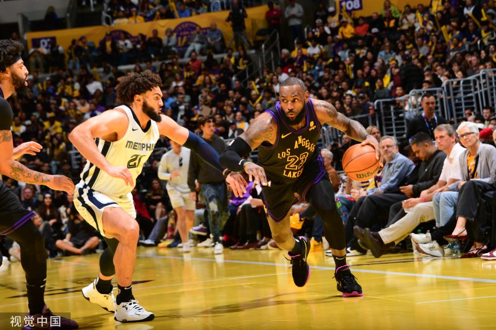 赞助商的介 赞助商的介