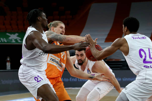 在过去三年 在过去三年