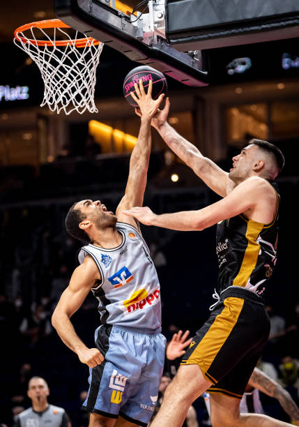 也让外界看 也让外界看