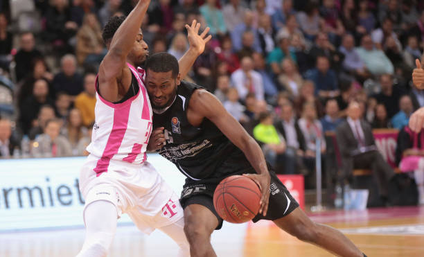 变得愈加重 变得愈加重