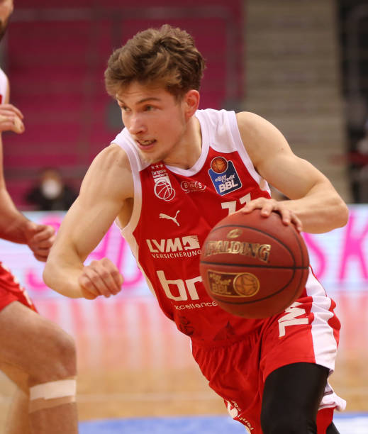 极的堵截 极的堵截