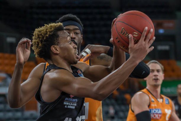 来都与马雷 来都与马雷